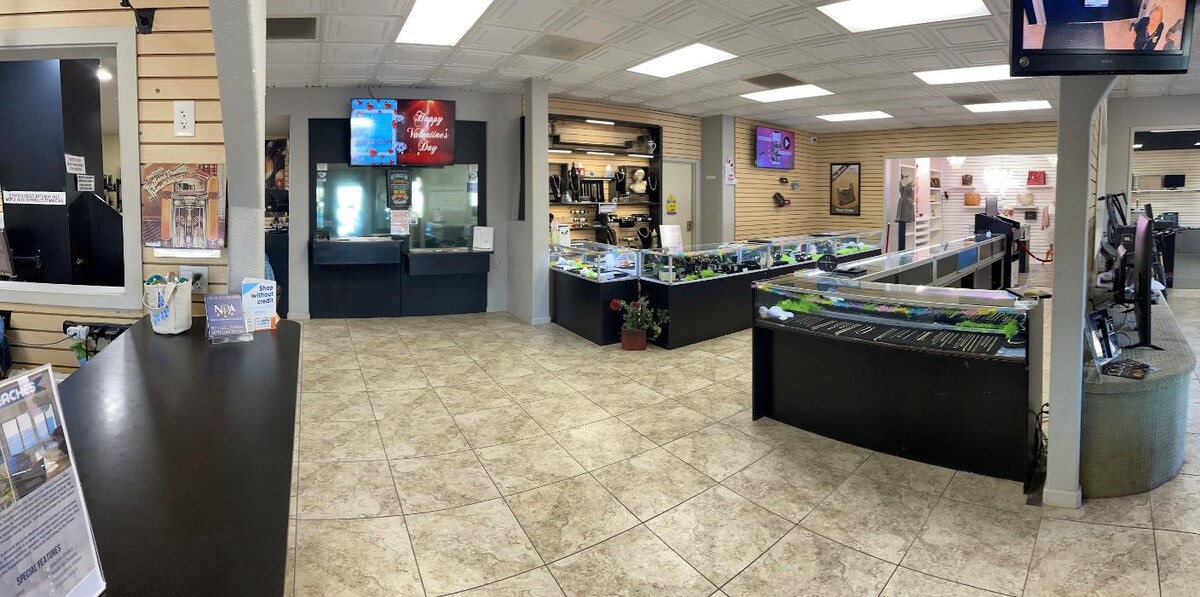 Images Gems N' Loans - Temecula