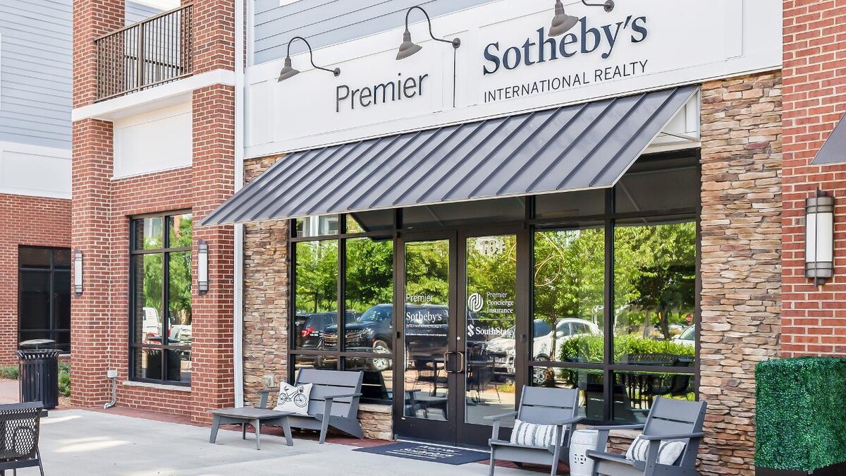 Images Premier Sotheby's International Realty Mooresville