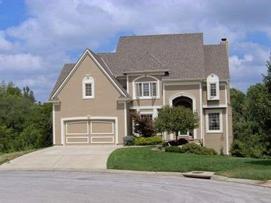 Images CertaPro Painters of Lee's Summit, MO