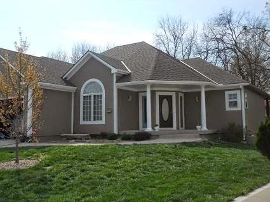 Images CertaPro Painters of Lee's Summit, MO