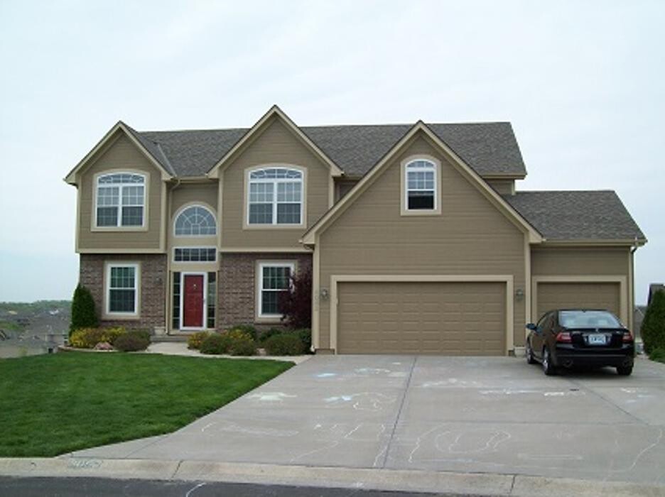 Images CertaPro Painters of Lee's Summit, MO