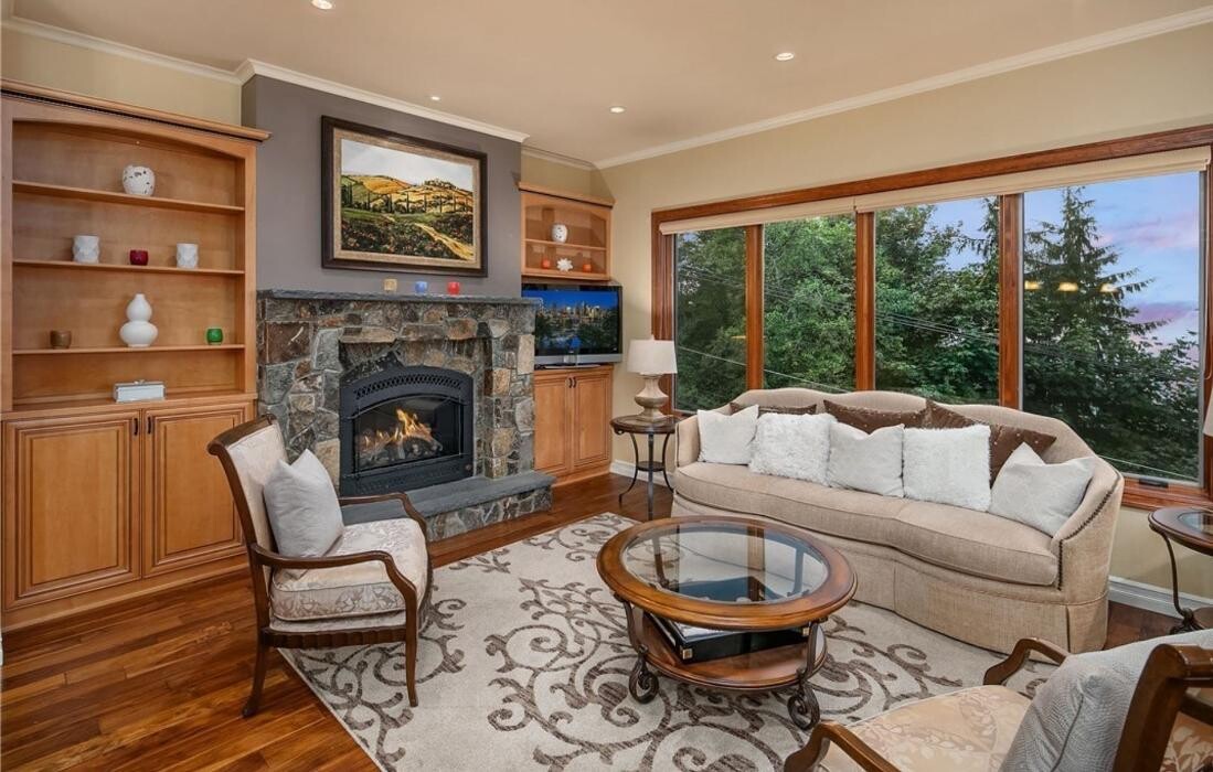Images CertaPro Painters of Seattle, WA