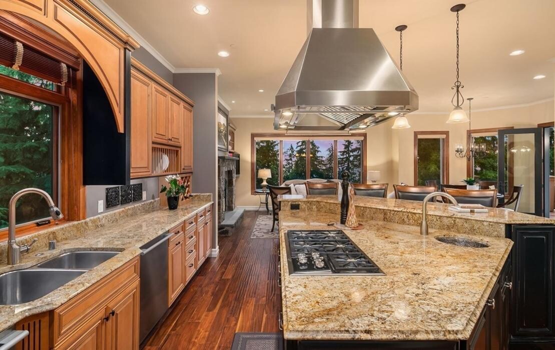 Images CertaPro Painters of Seattle, WA