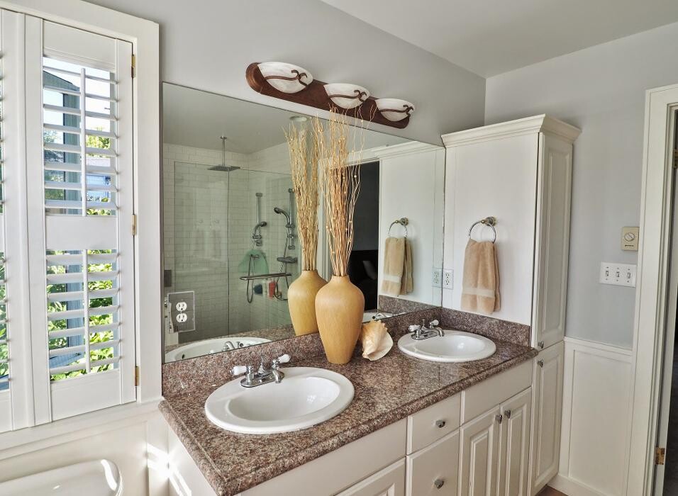 Images CertaPro Painters of Seattle, WA
