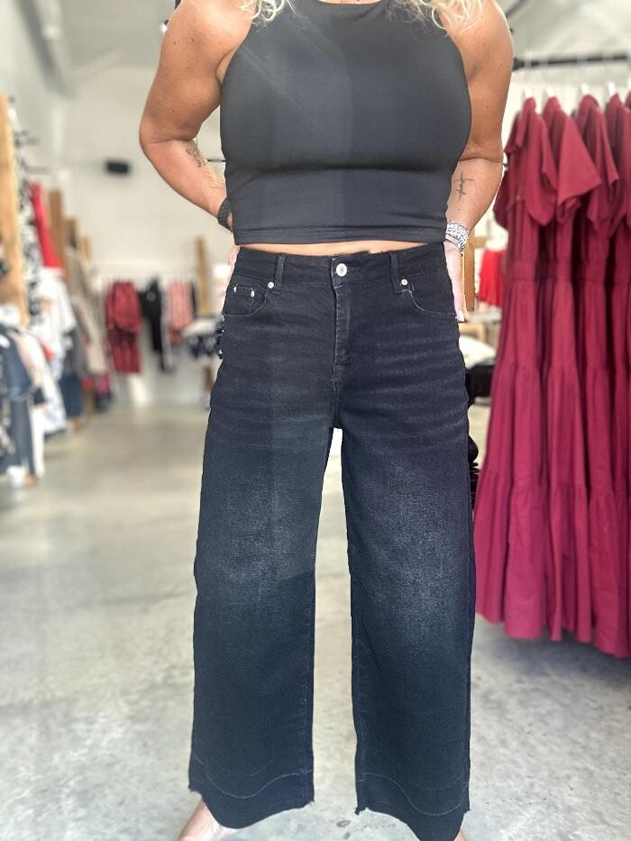 Images Statement Boutique