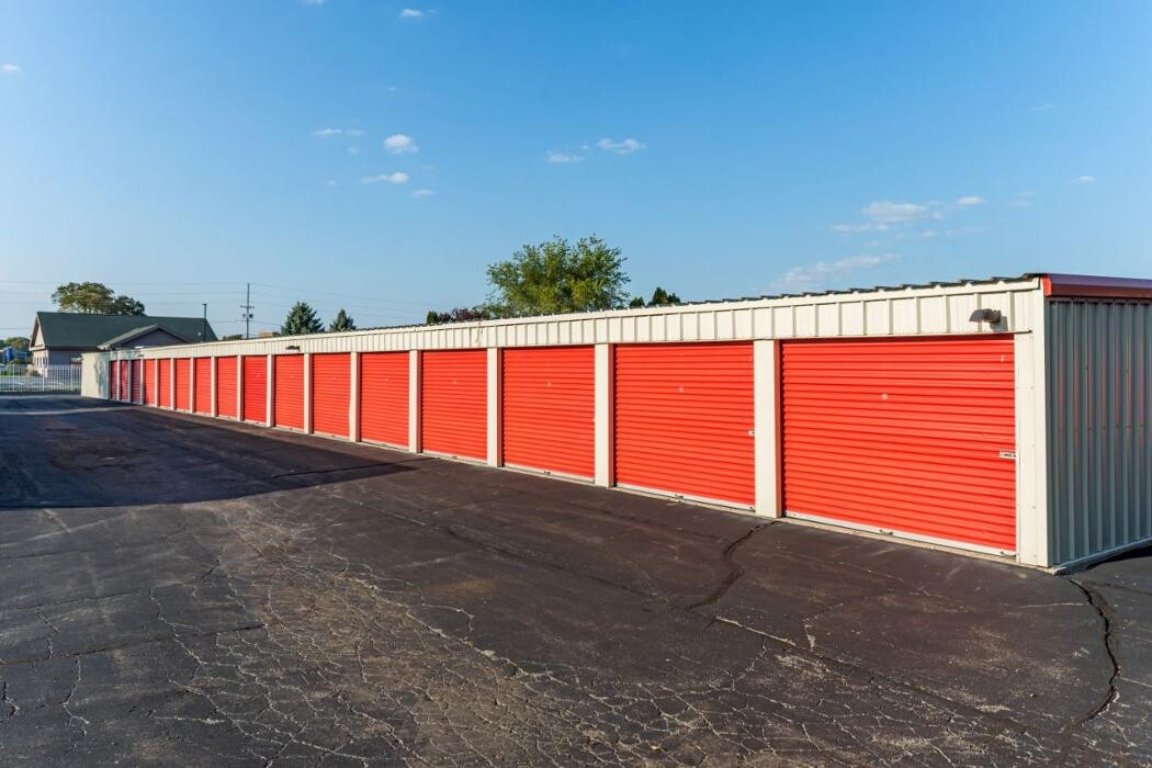Images National Mini Storage of Gull Road