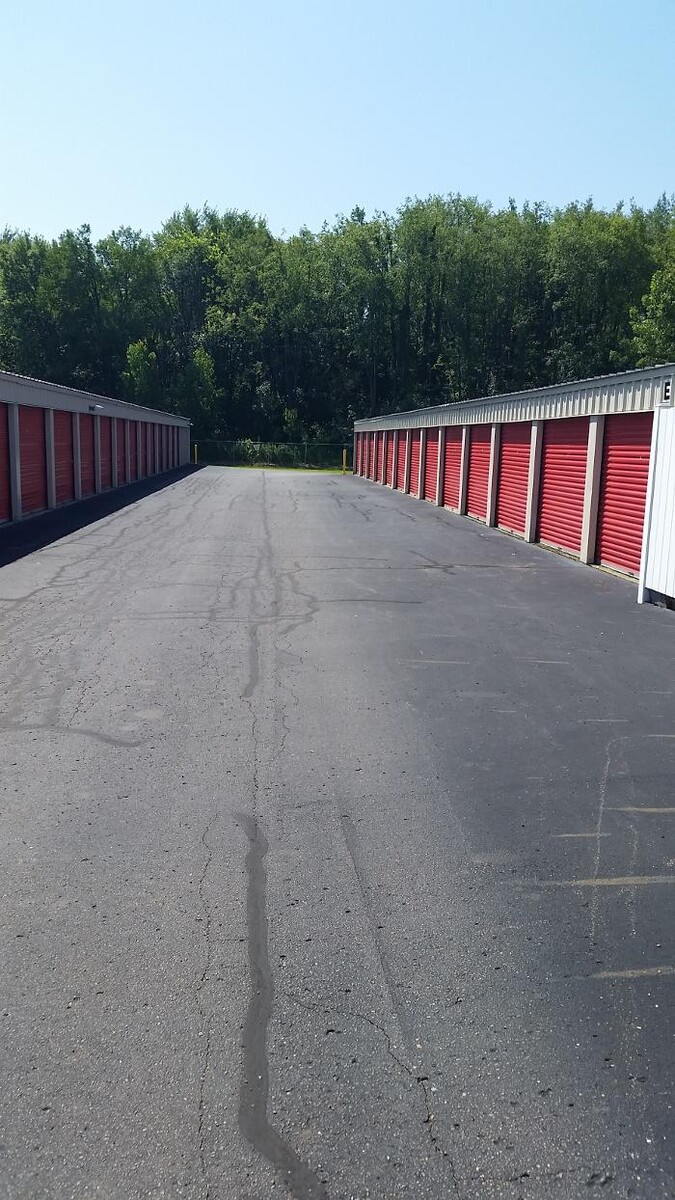 Images National Mini Storage of Gull Road