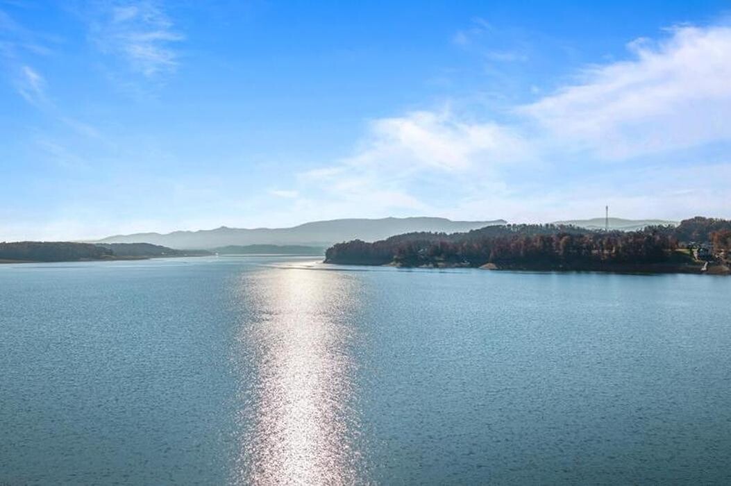 Images Mountain Realty Group