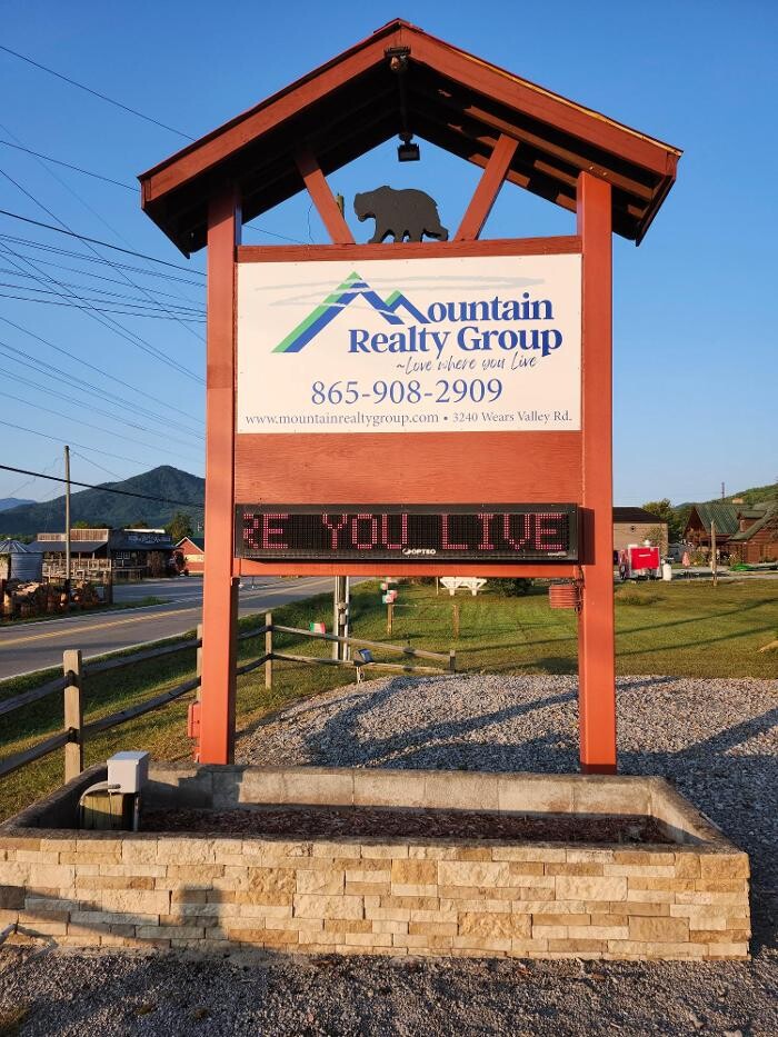 Images Mountain Realty Group