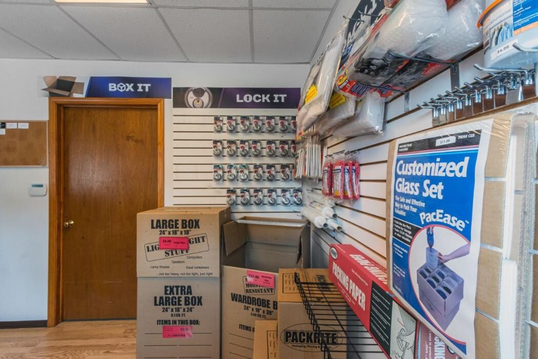 Images National Storage Centers - Sparta