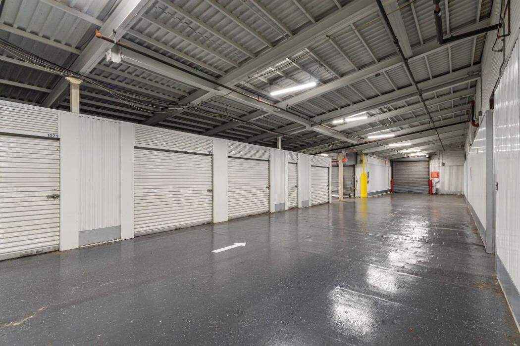 Images National Storage Centers - Oakman Detroit