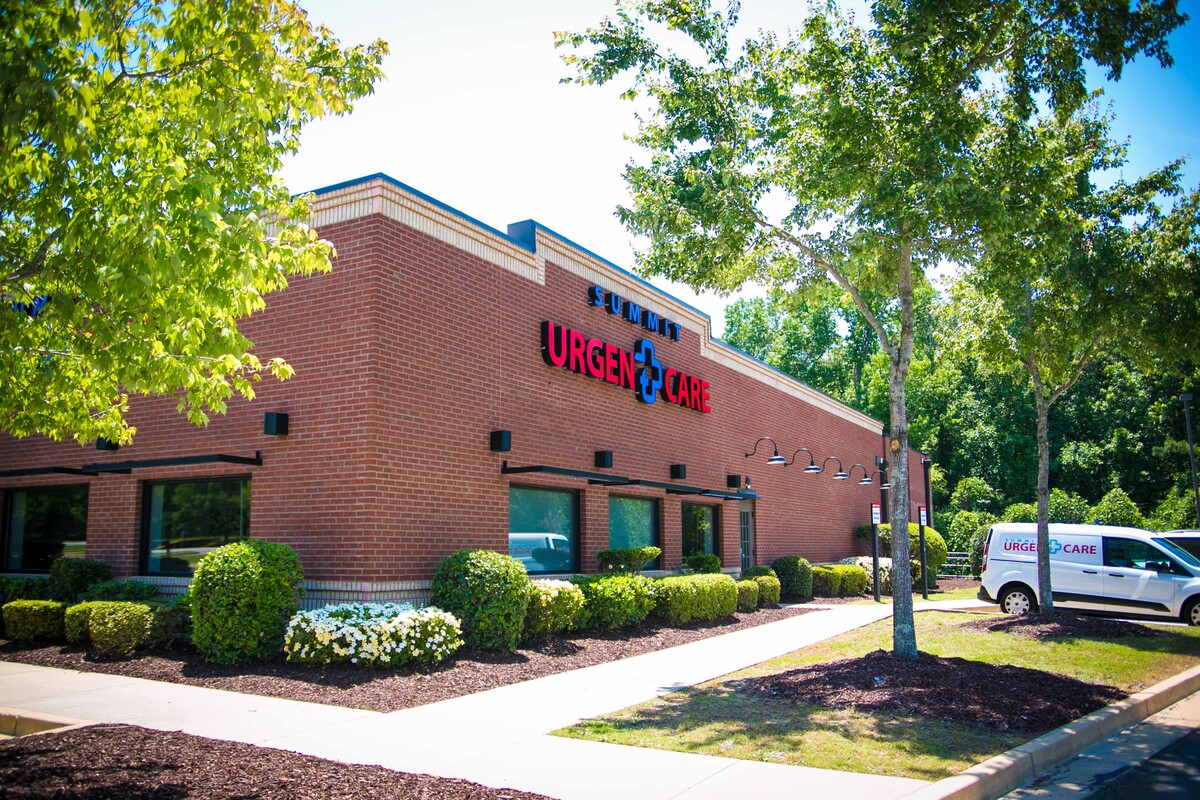 Images Summit Urgent Care - Lagrange