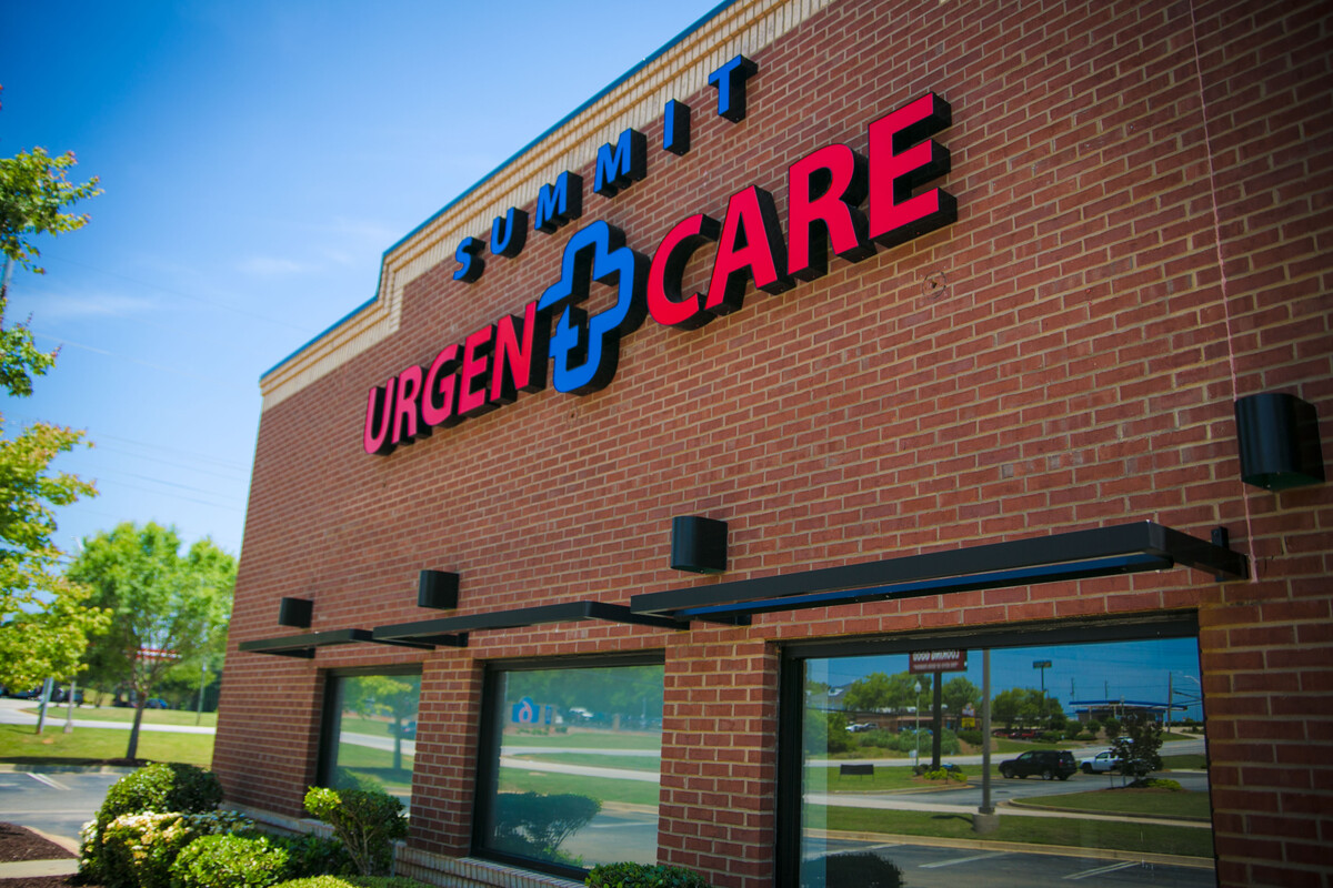 Images Summit Urgent Care - Lagrange