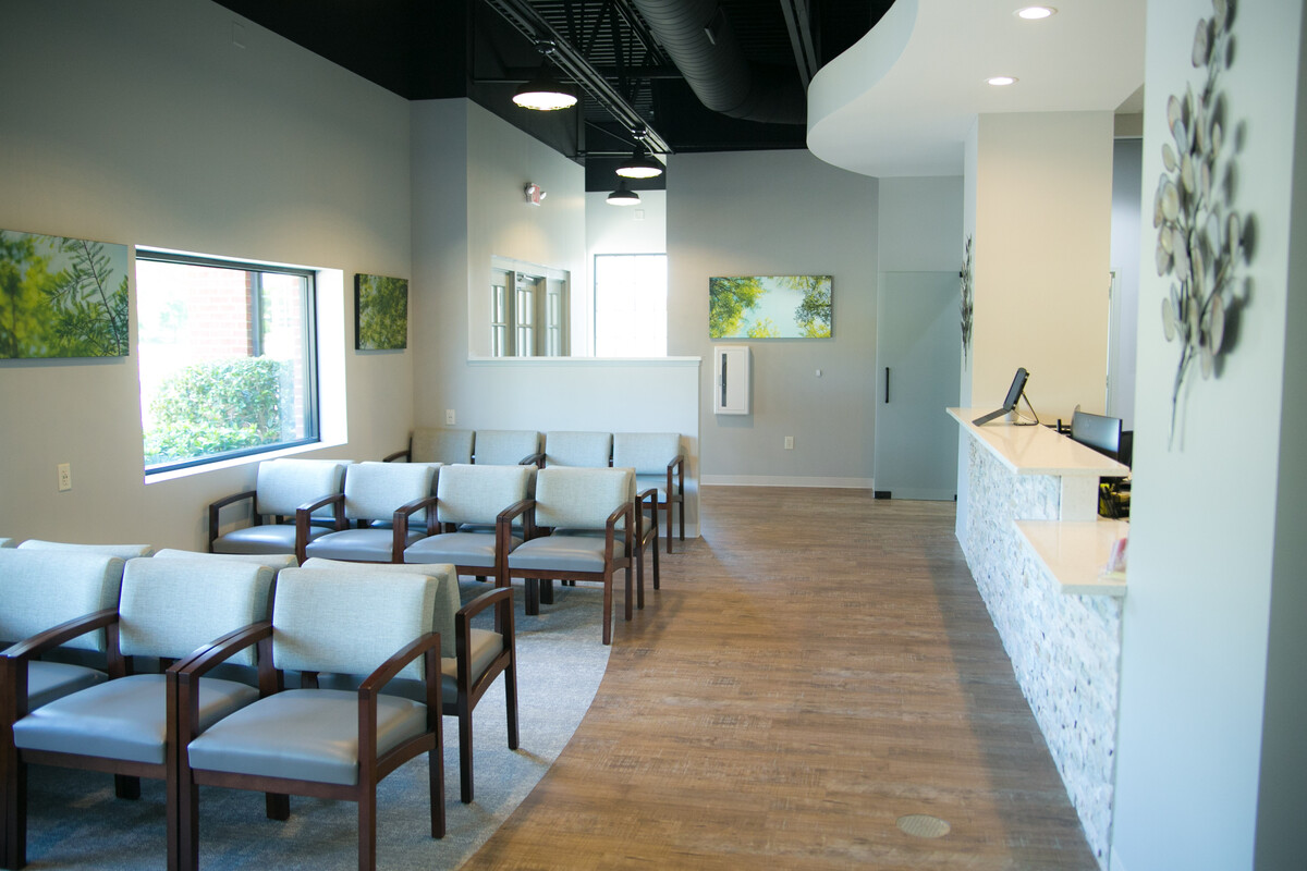 Images Summit Urgent Care - Lagrange