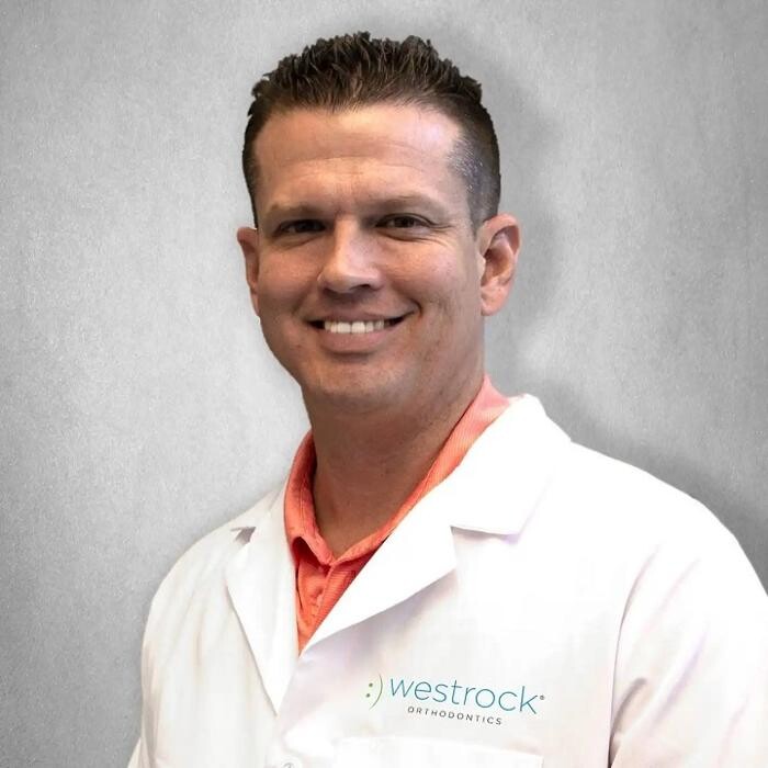 Darren Hallums, DDS Logo