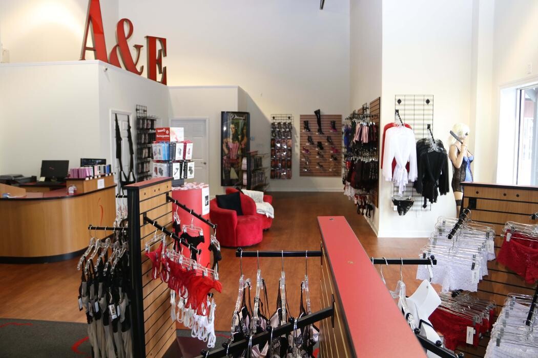 Images Adam & Eve Stores