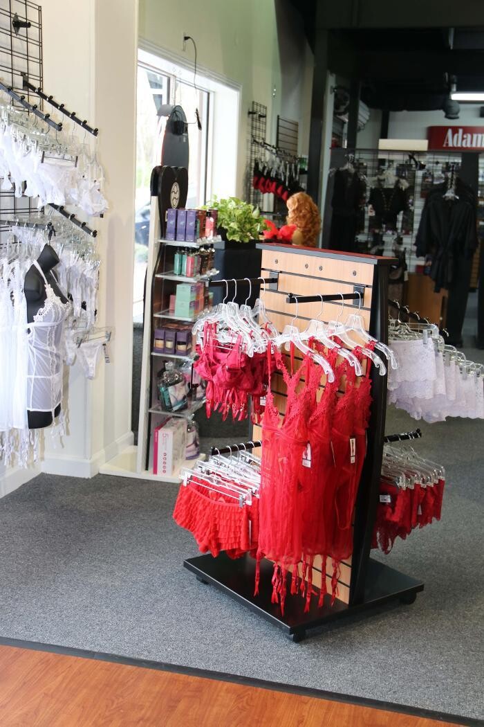 Images Adam & Eve Stores