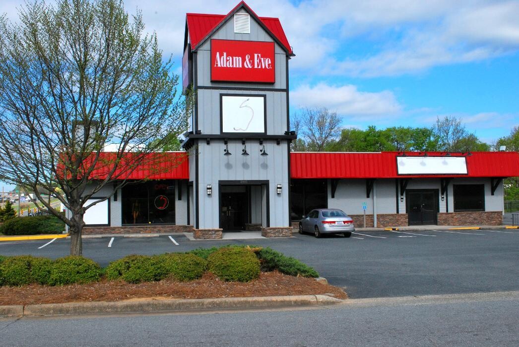 Images Adam & Eve Stores