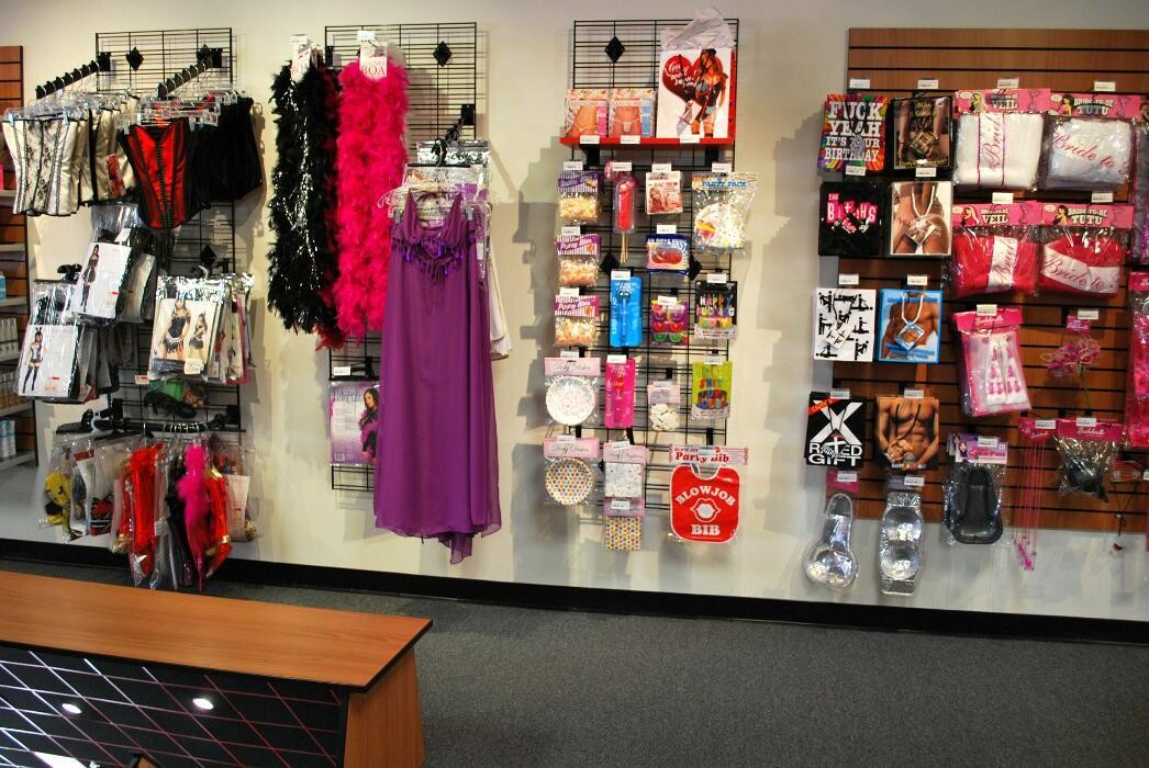 Images Adam & Eve Stores