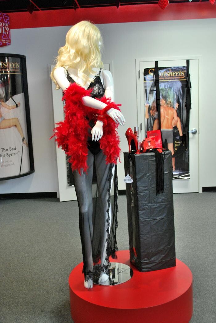 Images Adam & Eve Stores