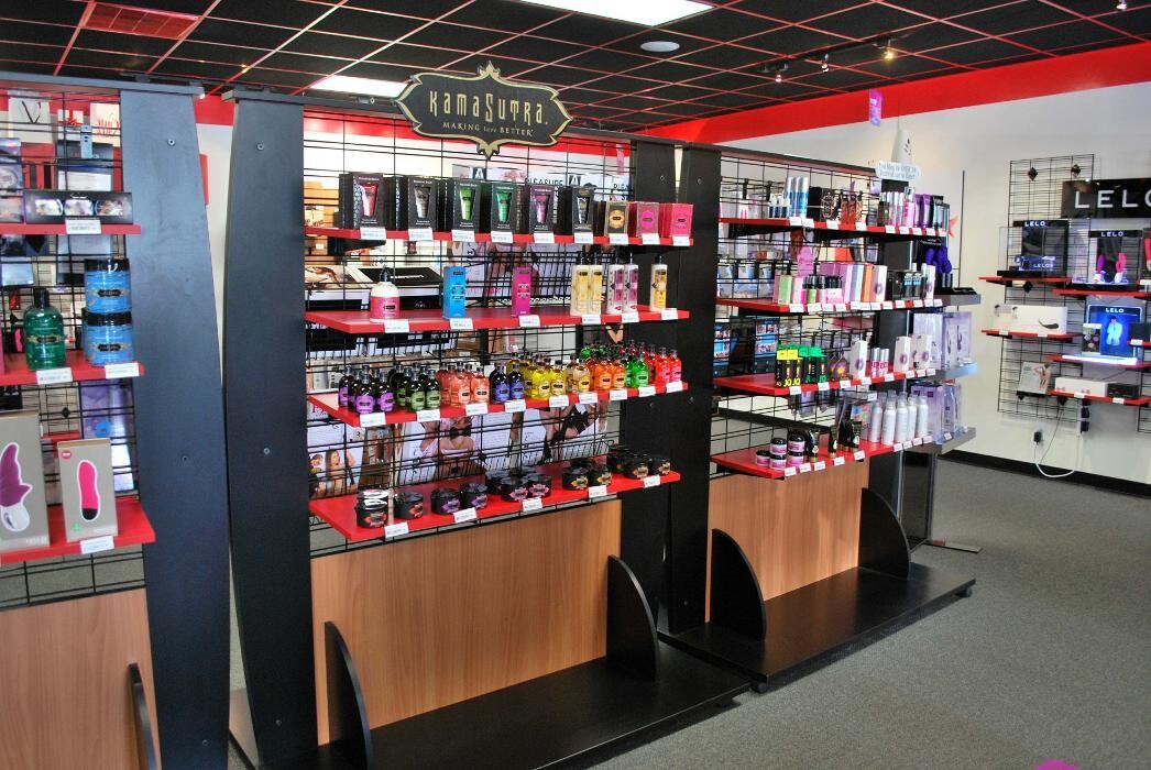 Images Adam & Eve Stores