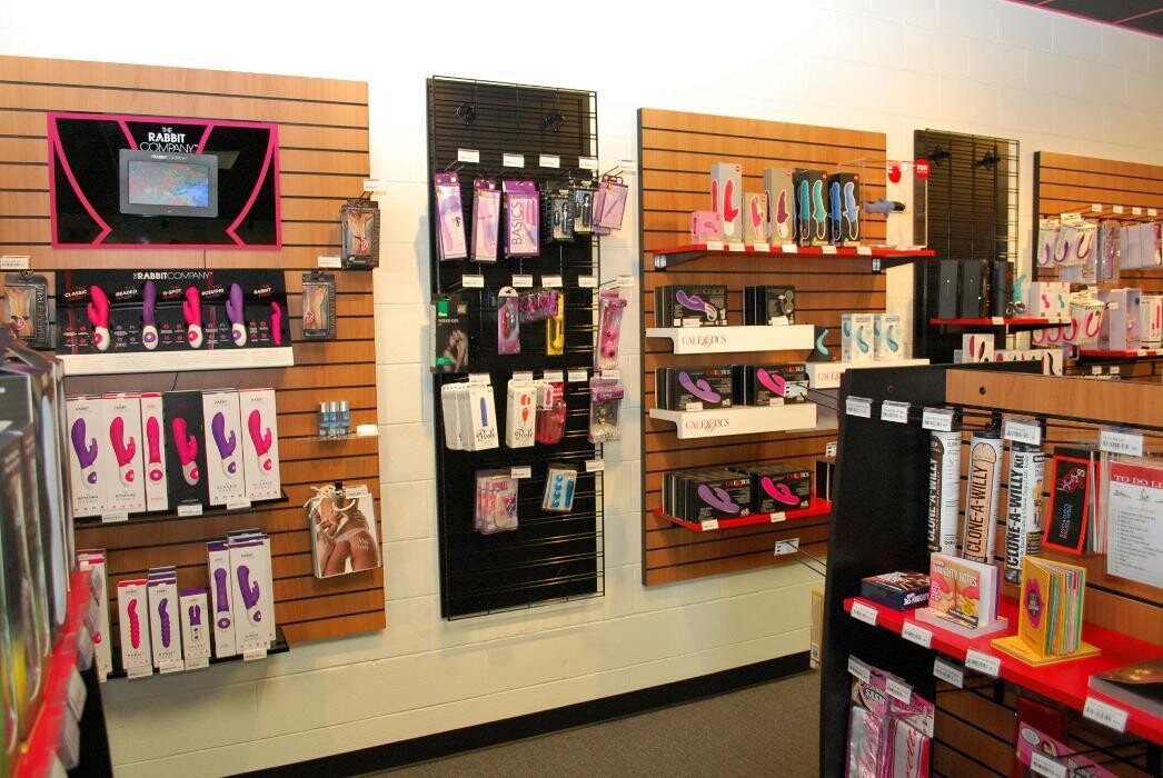 Images Adam & Eve Stores