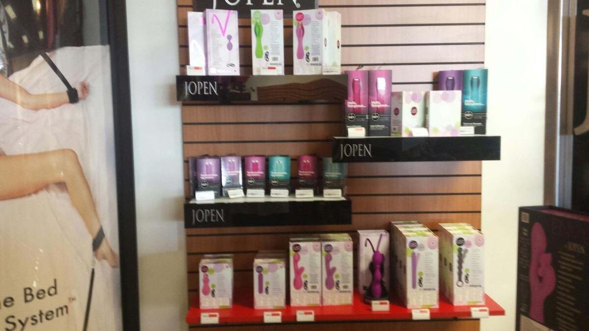 Images Adam & Eve Stores