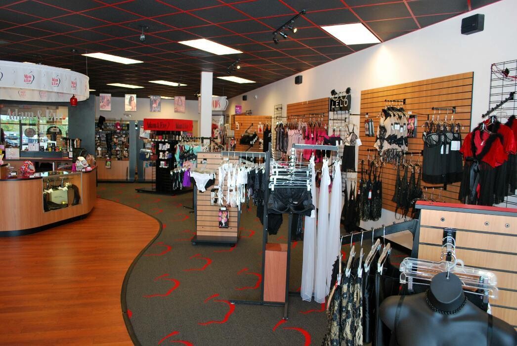 Images Adam & Eve Stores
