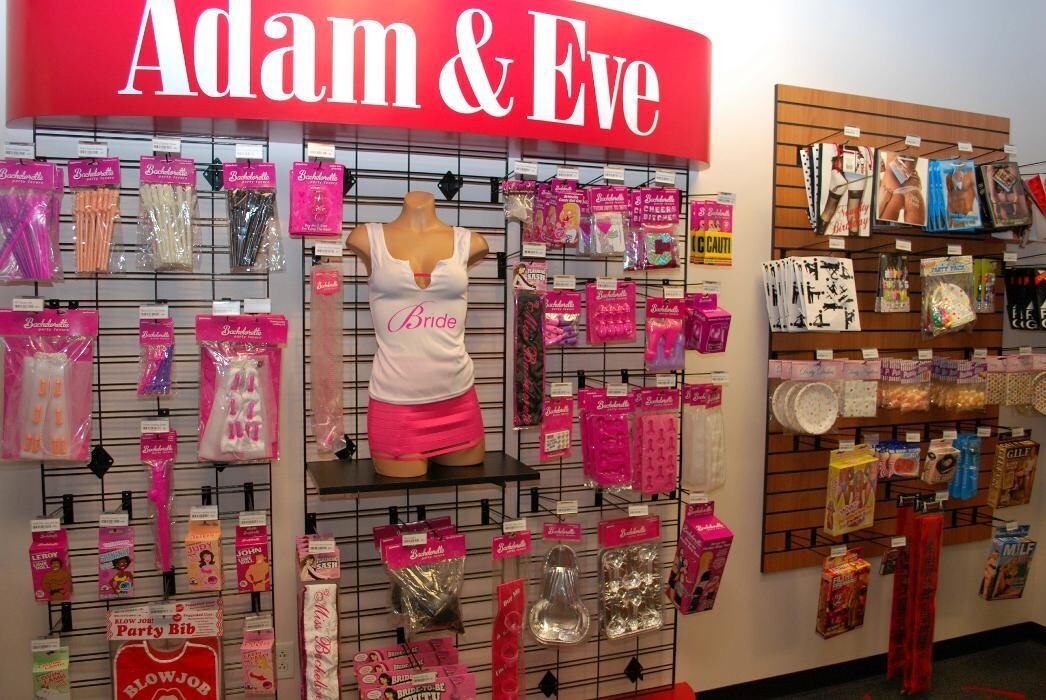 Images Adam & Eve Stores