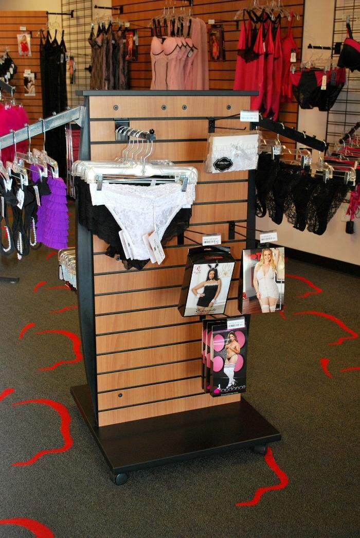Images Adam & Eve Stores