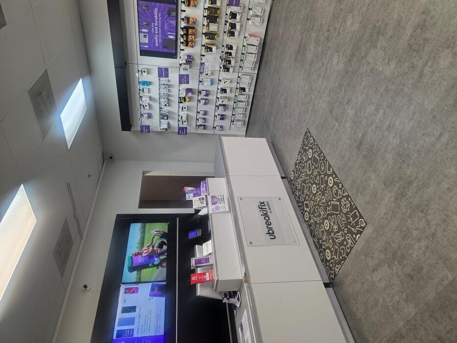 Images uBreakiFix - Phone and Computer Repair