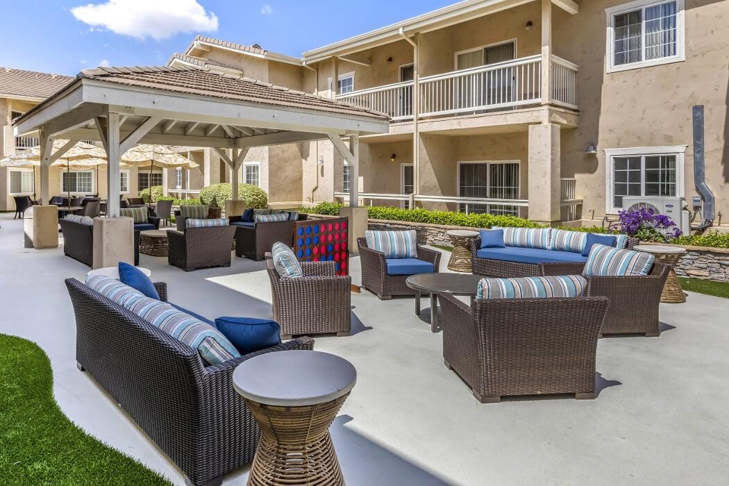 Images Meadowbrook at Agoura Hills
