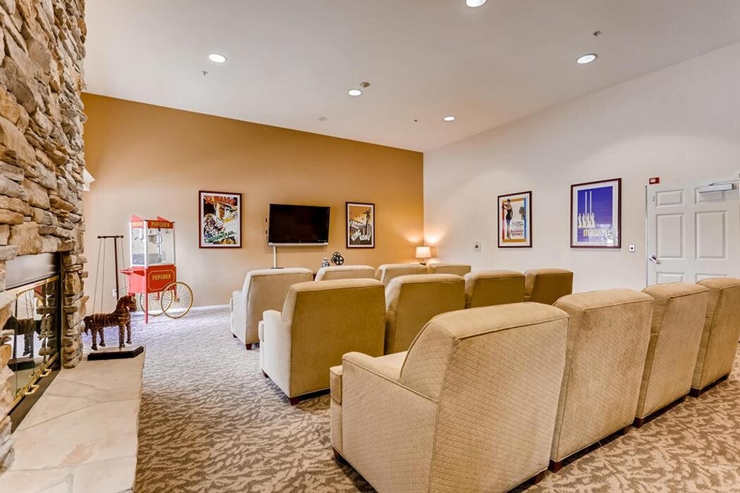Images Meadowbrook at Agoura Hills