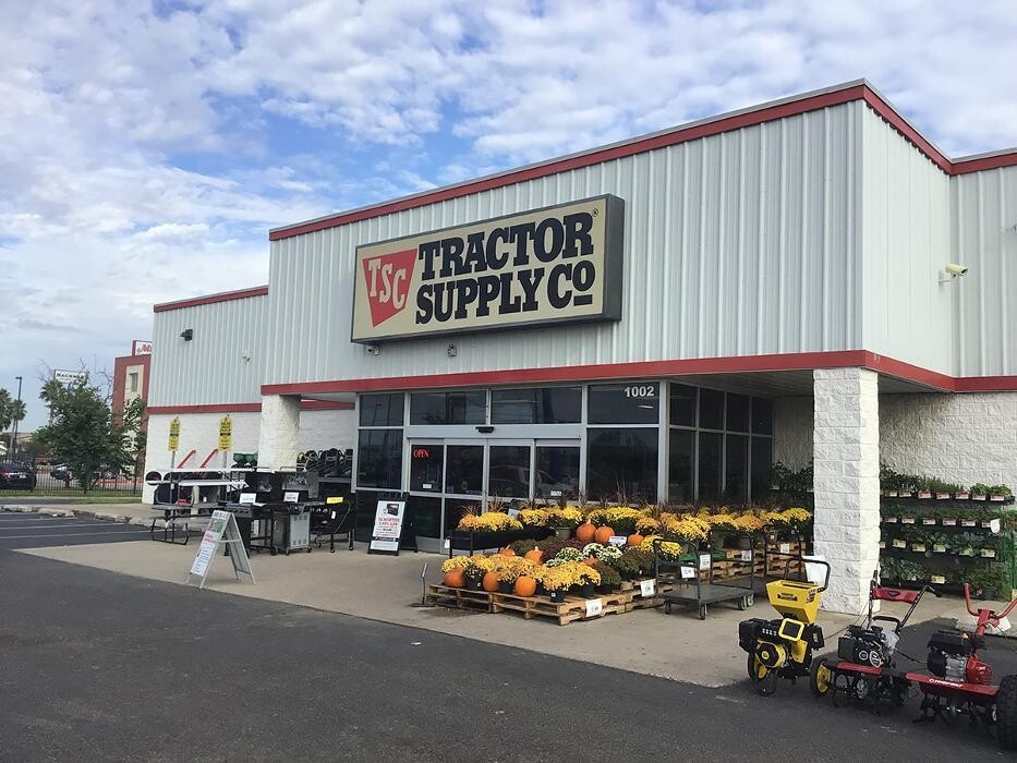 Images Tractor Supply Co.