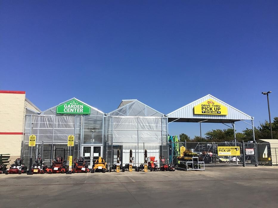 Images Tractor Supply Co.