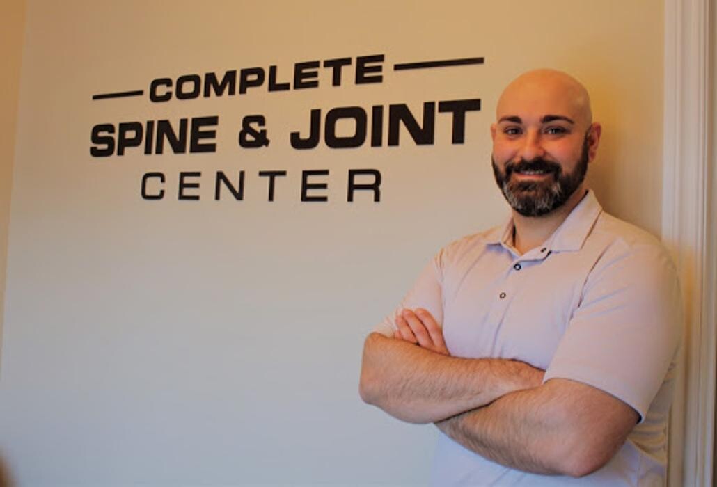 Images Complete Spine and Joint Center
