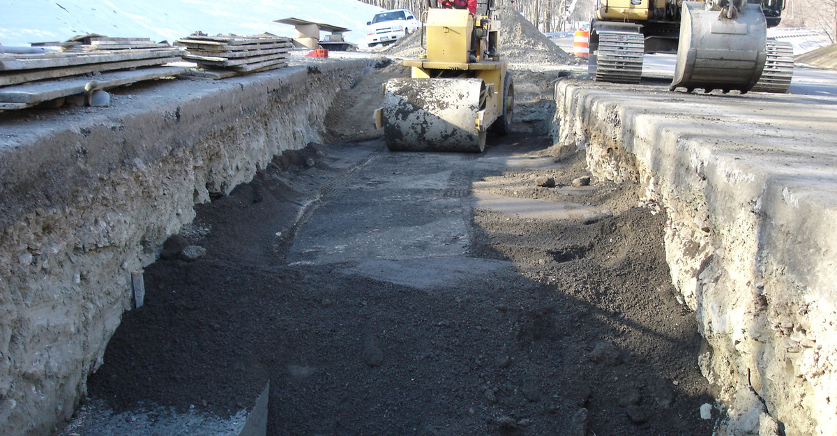 Images Earthmovers, Inc.
