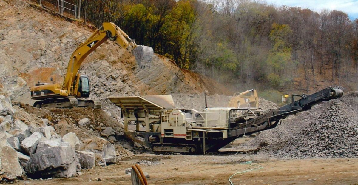 Images Earthmovers Yard