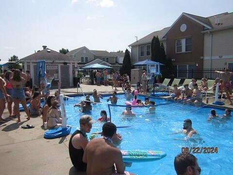 Images Meadows Crossing - Allendale Apartments | Near GVSU