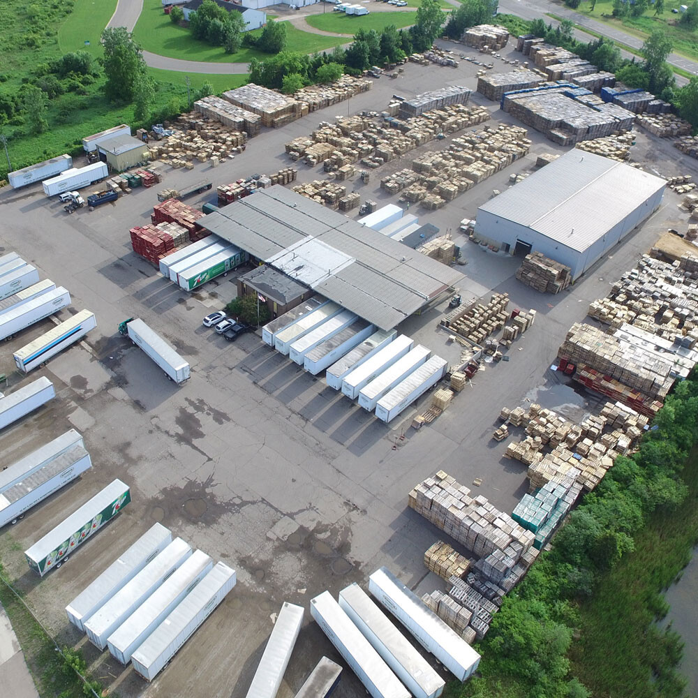 Images Kamps Pallets Inc. Lansing