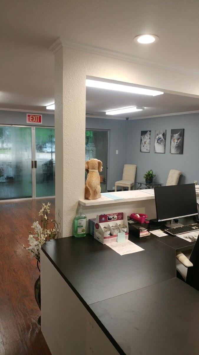 Images Pet's Choice Animal Hospital