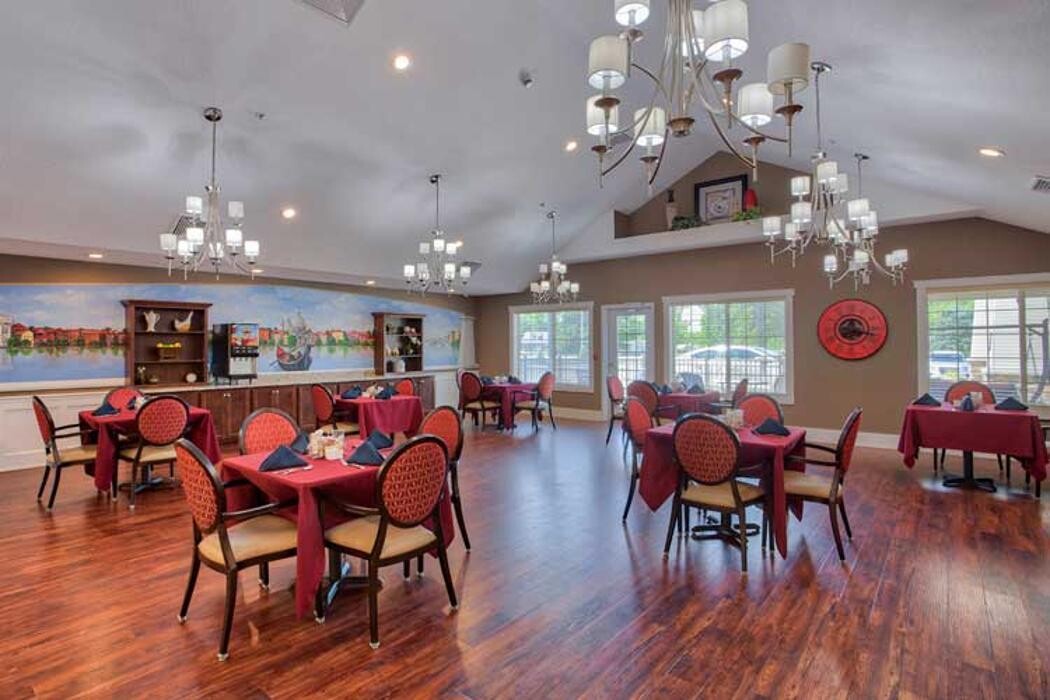 Images Charter Senior Living of Davison