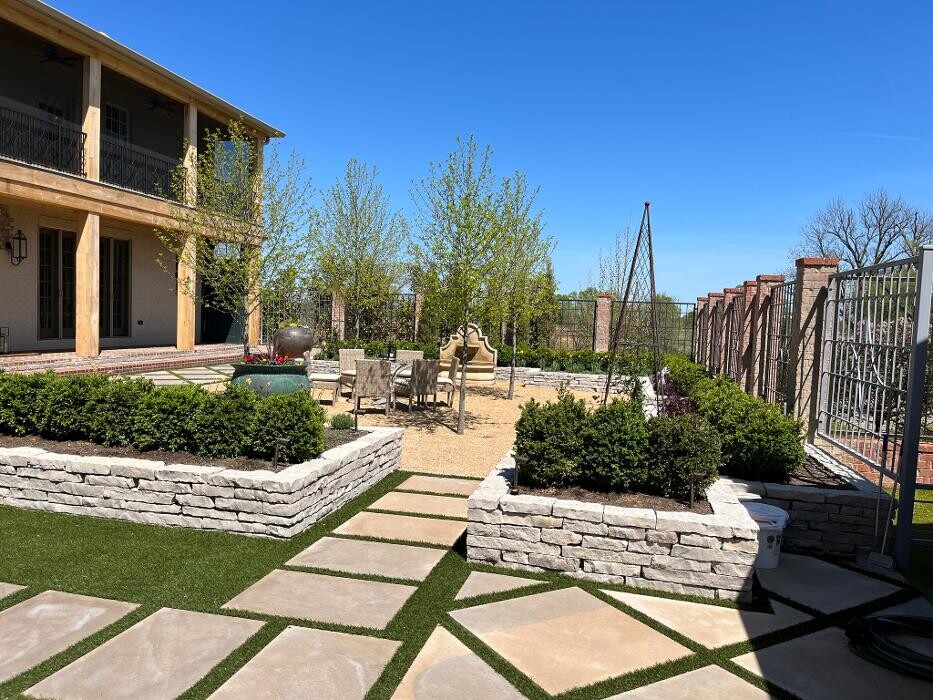 Images Outdoor Spaces