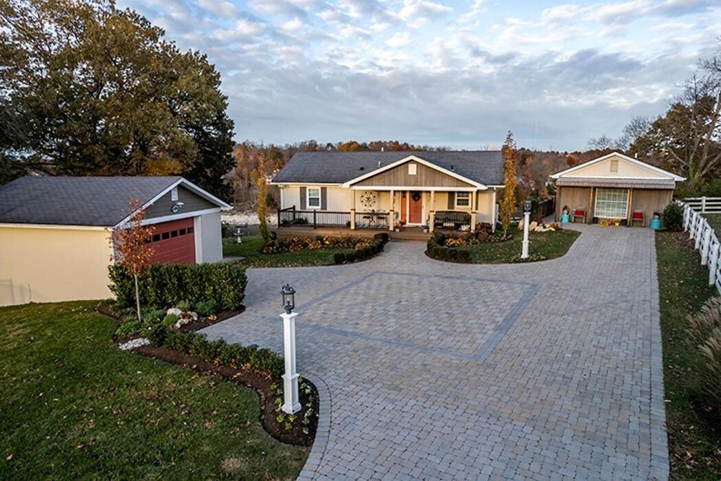 Images Outdoor Spaces