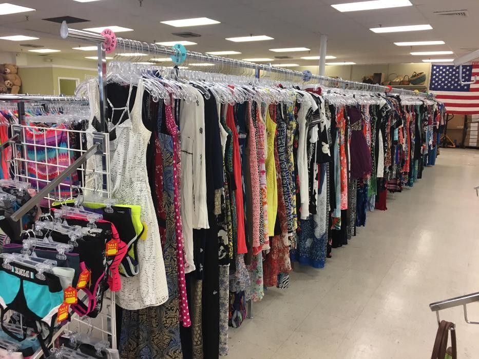Images UNIQUE OUTLET THRIFT