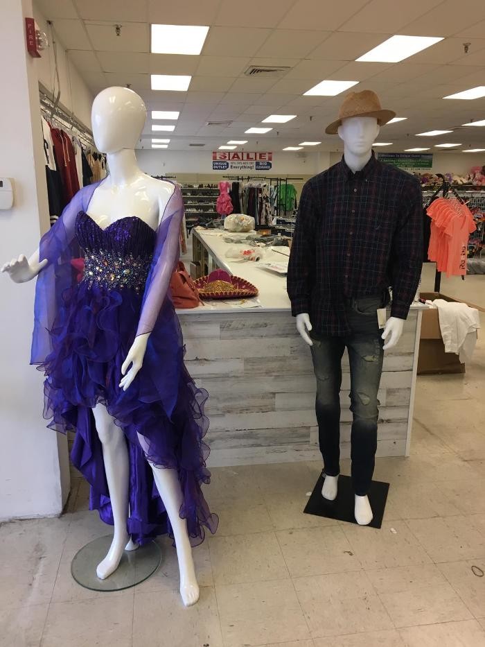 Images UNIQUE OUTLET THRIFT
