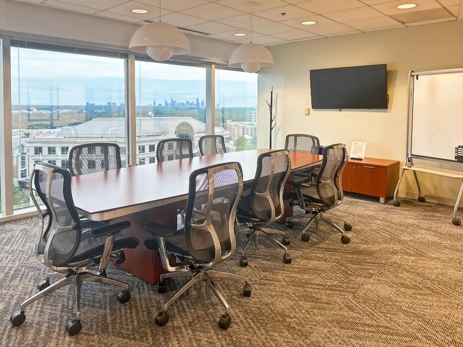 Images Regus - Charlotte - SouthPark