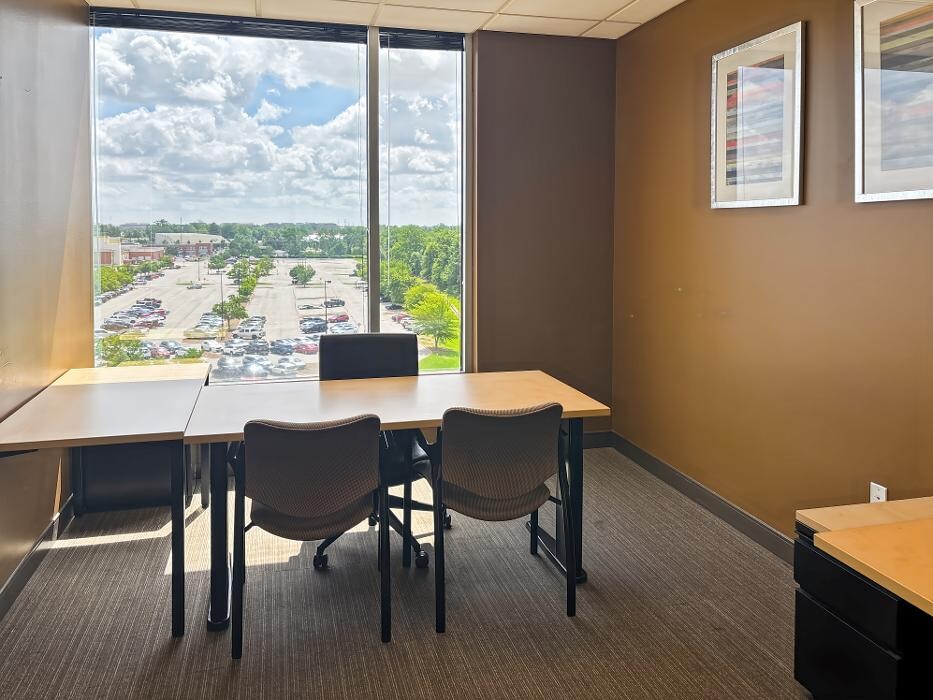 Images Regus - Bentonville - Bentonville Plaza