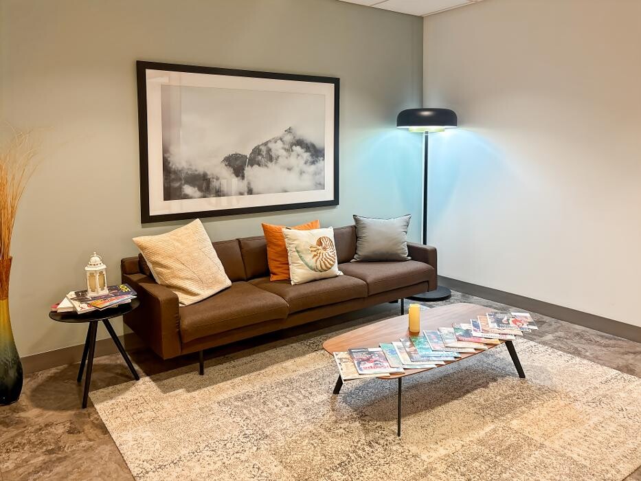 Images Regus - Bentonville - Bentonville Plaza