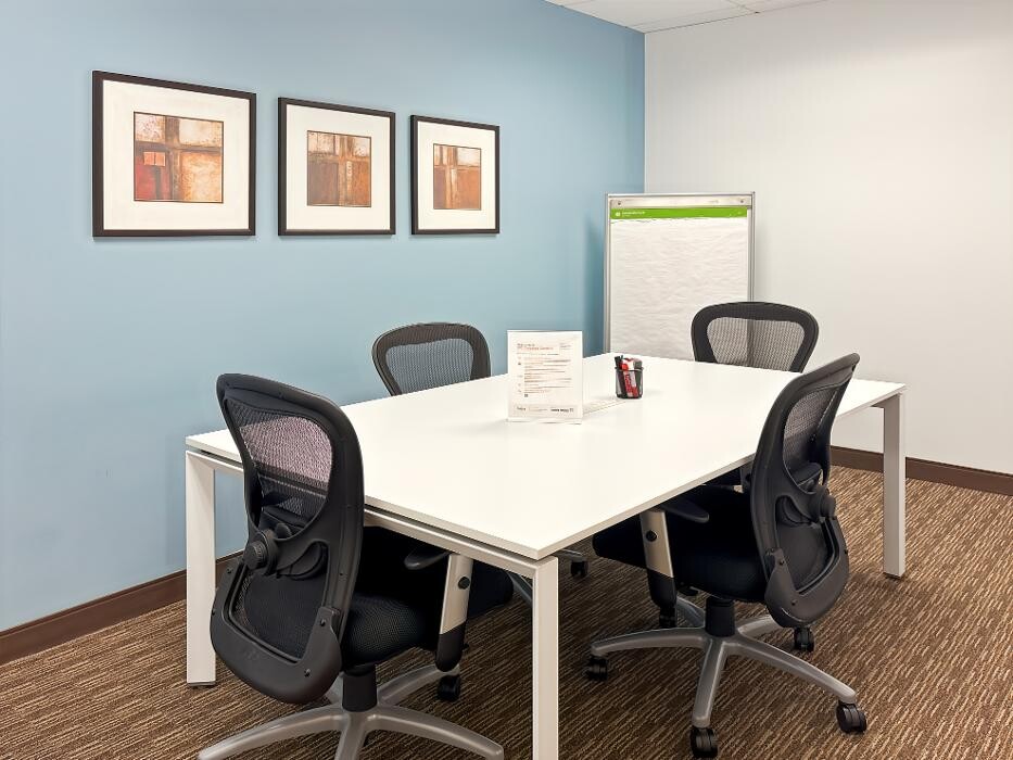 Images Regus - Denver - DTC Corporate Center III